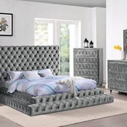 Furniture, queen bed