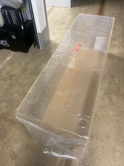 100 Gallon Acrylic Fish Tank / Terrarium