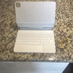 Magic Keyboard 
