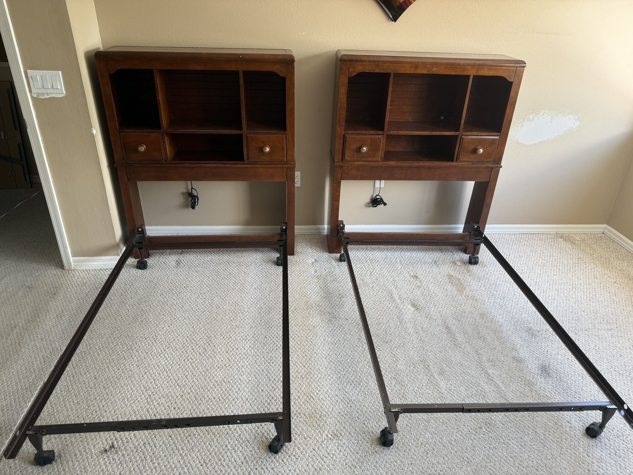 Twin Bedroom Set
