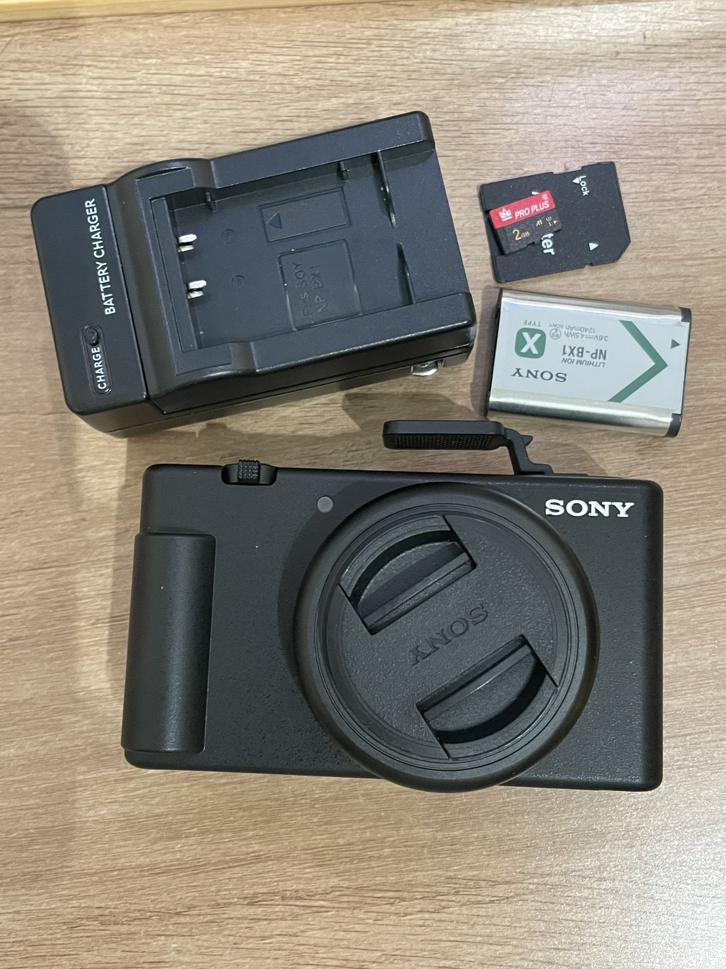 Sony ZV-1F Black Vogging Digital Camera - Tested Works