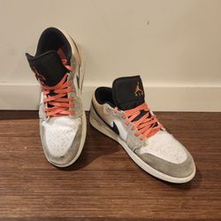 Jordan 1 Low SE "Flight Club" Shoes