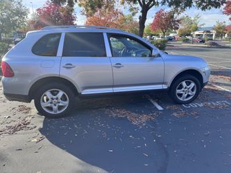 2004 Porsche Cayenne
