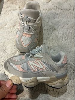 Toddler new balance $35