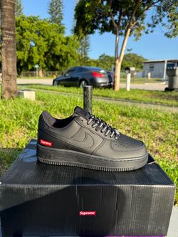 Supreme x Nike Air Force 1 Low Black