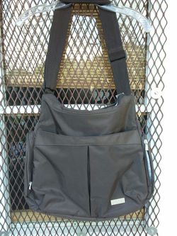 Unisex Diaper Bag w/Thermo Side Zip & Cellphone, Keys & Pen Compartment