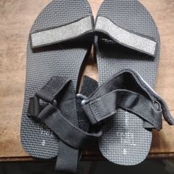 Brand New Time And Tru Sandals Size 6