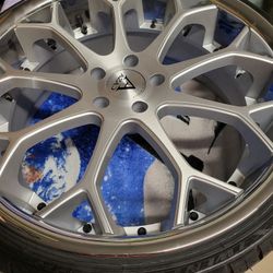 Brand NEW rims and tires 22inch