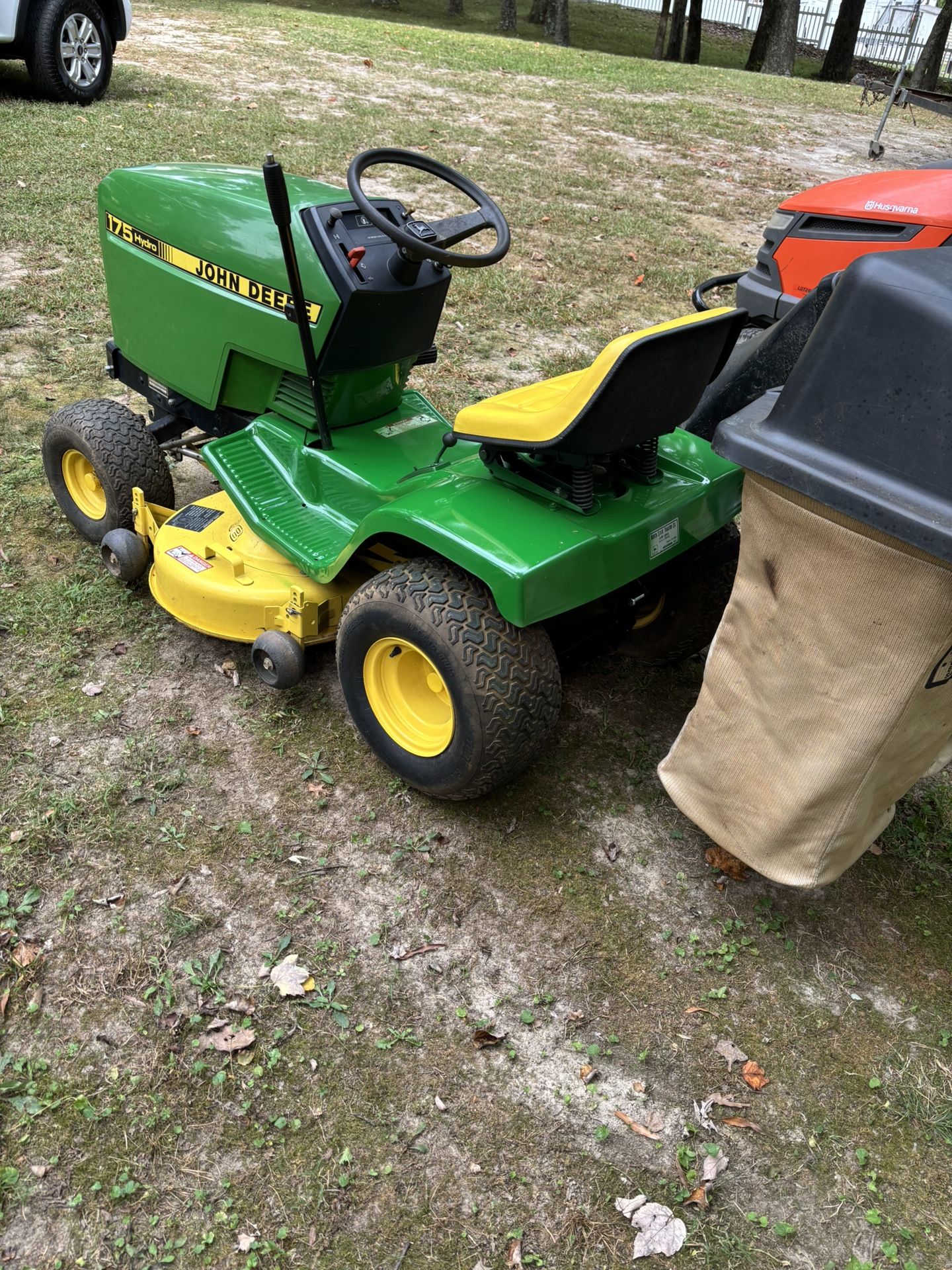 Riding Lawn Mower-38 Inch Cut With Bagger