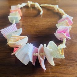 Vintage seashells handmade necklace