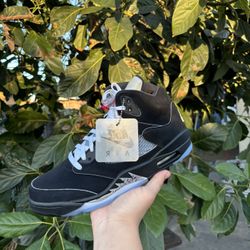 Jordan 5 Retro OG Black Metallic Reimagined