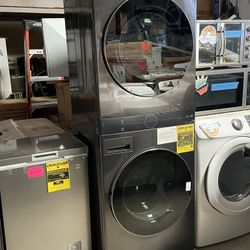 One PCs Tower LG Black Stainless Steel W 27 GAS 