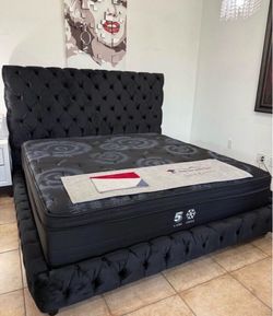 NEW IN BOX Black King & Queen Size Modern Platform Bed Frame NO BOXSPRING REQUIRED