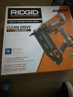 Rigid 2- half inch straight finish nailer 