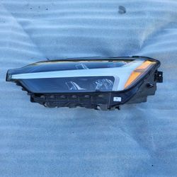 2018 TO 2020 VOLVO XC60 HEADLIGHT 