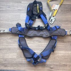 Werner ProForm F3 Construction Harness - Quick Connect Legs (M-L) used