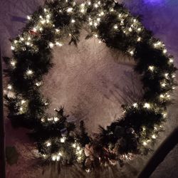 44 Inch Lighted Wreath