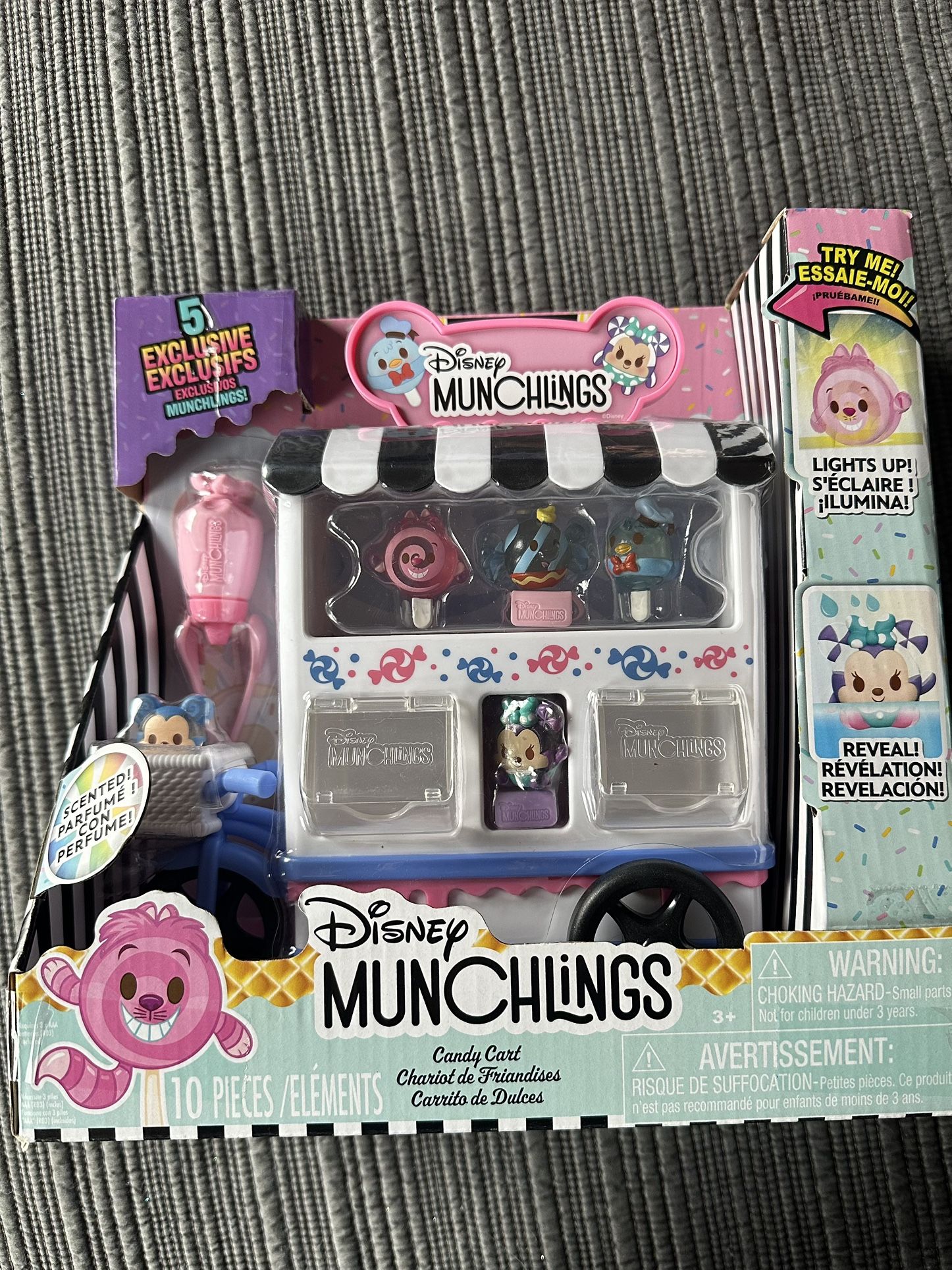 Disney Munchkins Candy Cart
