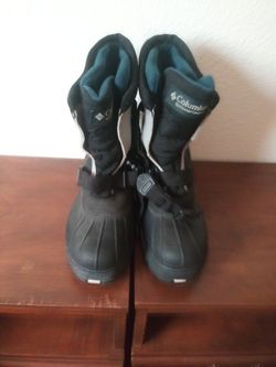 Columbia boots Avalanche size 11 # 1220-050