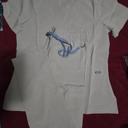 Uniform Women's Scrubs Set Size Medium