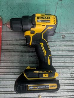 DeWalt 20v drill and battery new