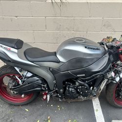 Ninja Kawasaki Zx6r
