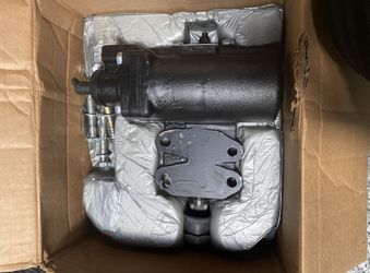 66-77 Bronco Steering Box