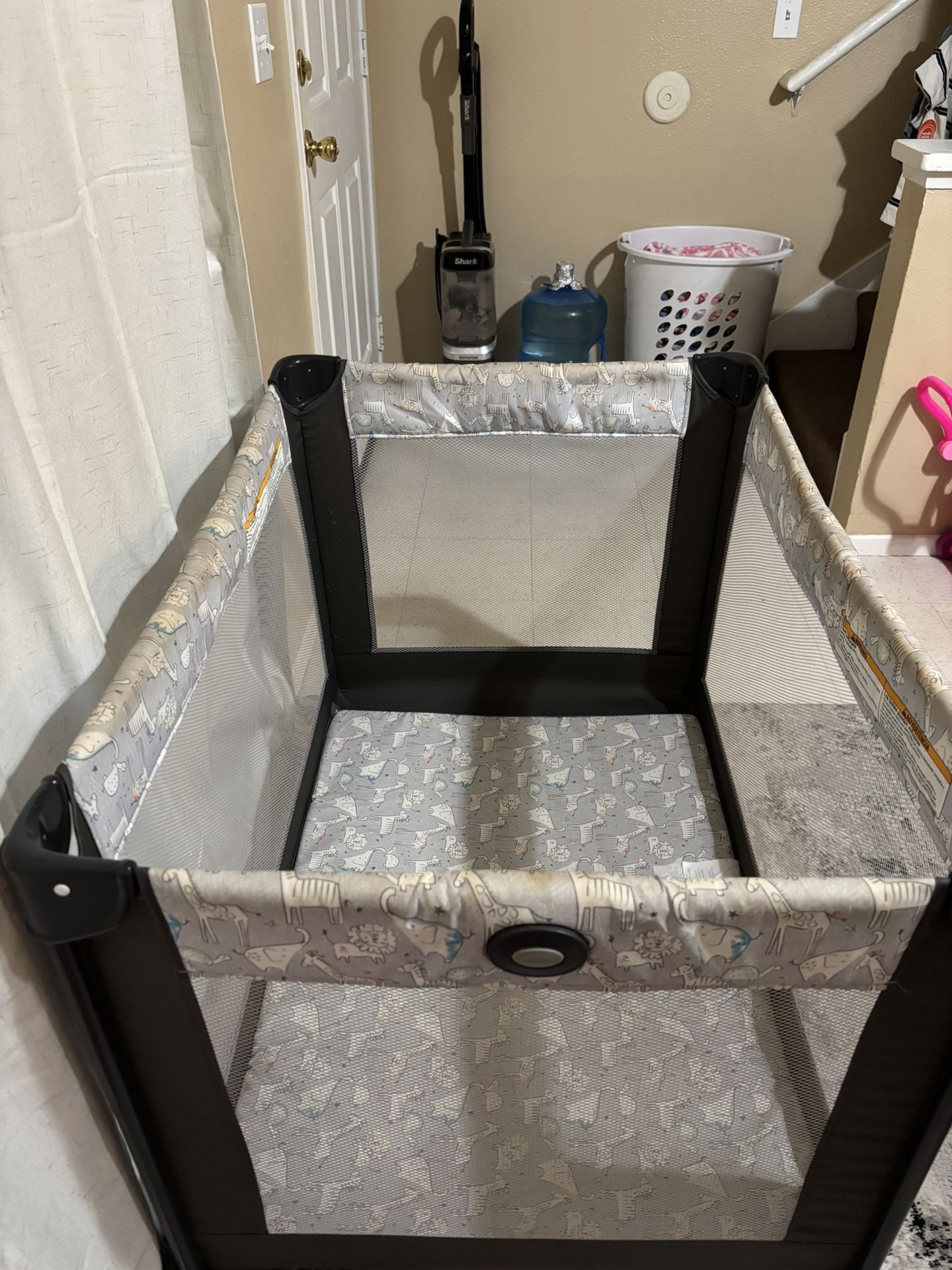 Play pen