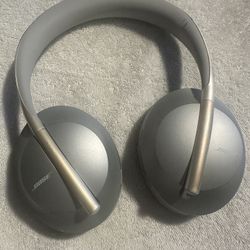 Bose 700 