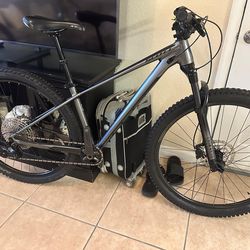 Bike Scott scale hydraulic brakes 29”