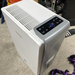 Aeocky Dehumidifier 