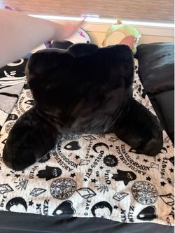 Black backrest pillow