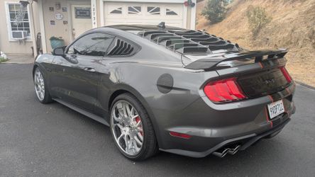 Mustang GT Premium