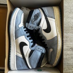 Air Jordan Retro University Blue