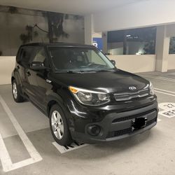 2018 Kia Soul - Black
