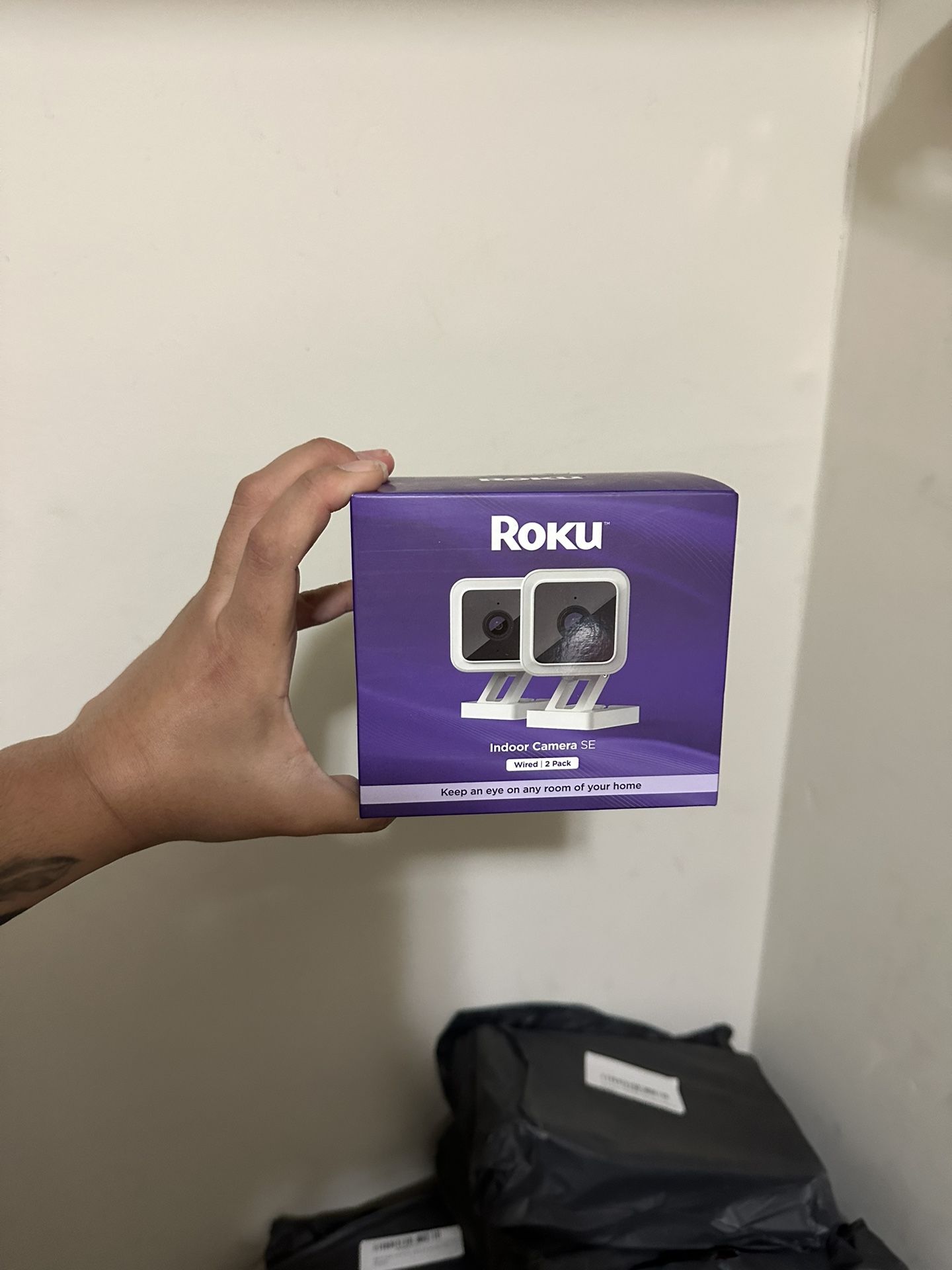  Indoor Camera Roku  , New Pack 2 