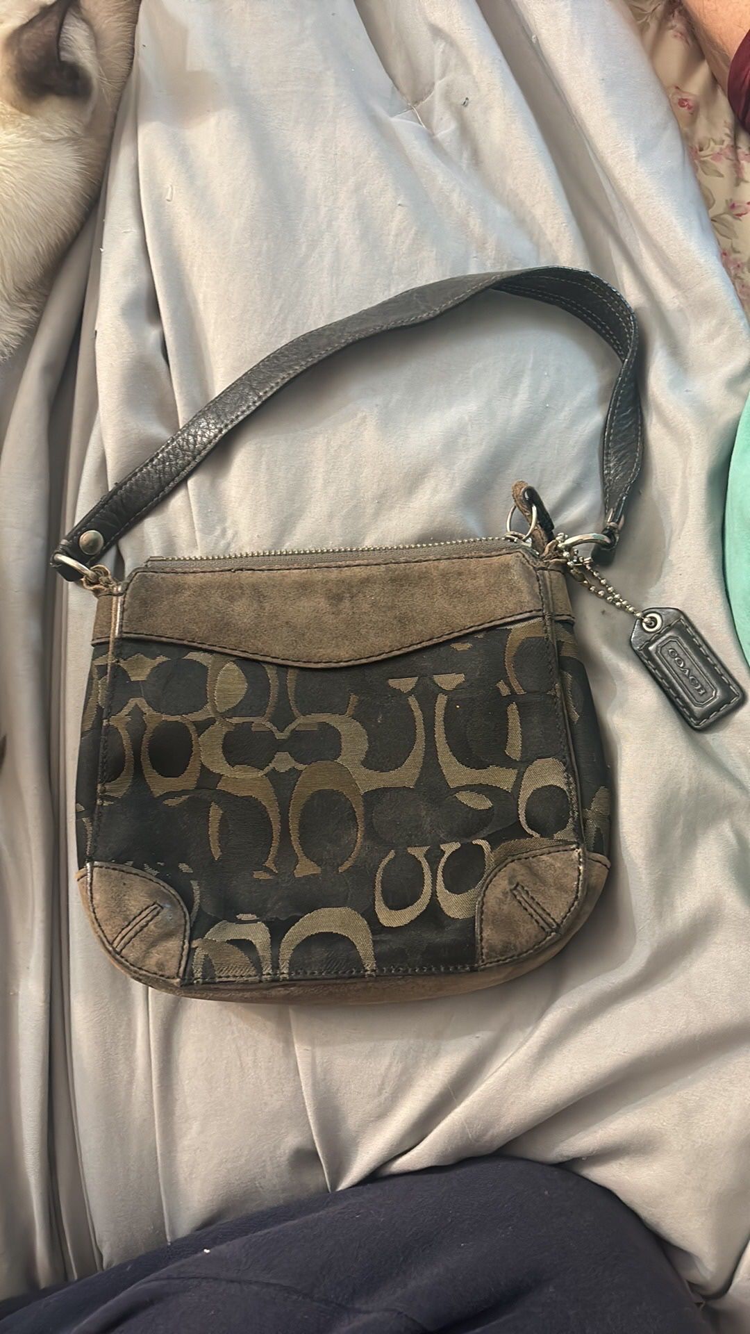 COACH Chelsea Optic Signature Suede & LeatherTrim Black/gray Purse ,Handbag