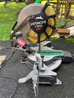 Hitachi 12FCH Laser mitre saw