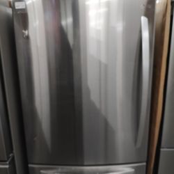 LG Bottom Mount 33 Inch Refrigerator 