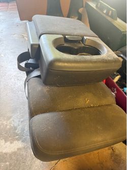 For Sale: OEM Front Center Console Jump Seat Lid with Dual Cup Holders – 2004–2008 Ford F-150