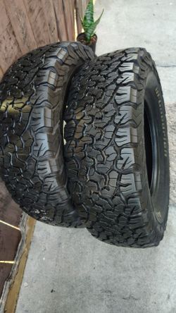 Par de llantas todo terreno bfgoodrich all Terrain ko2 235/75/r/15 99% de vida