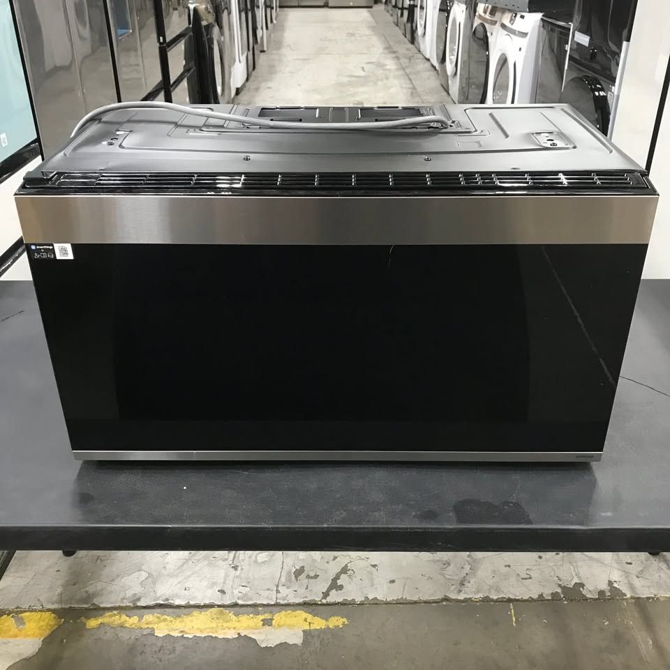 Samsung 2.1 cu. ft. Over-the-Range Smart Microwave