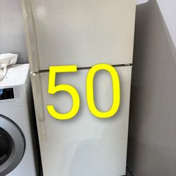 Ge Apartment Size Refrigerator 16 Cu Ft Capacity 