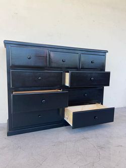 9 Drawer Black Pine 