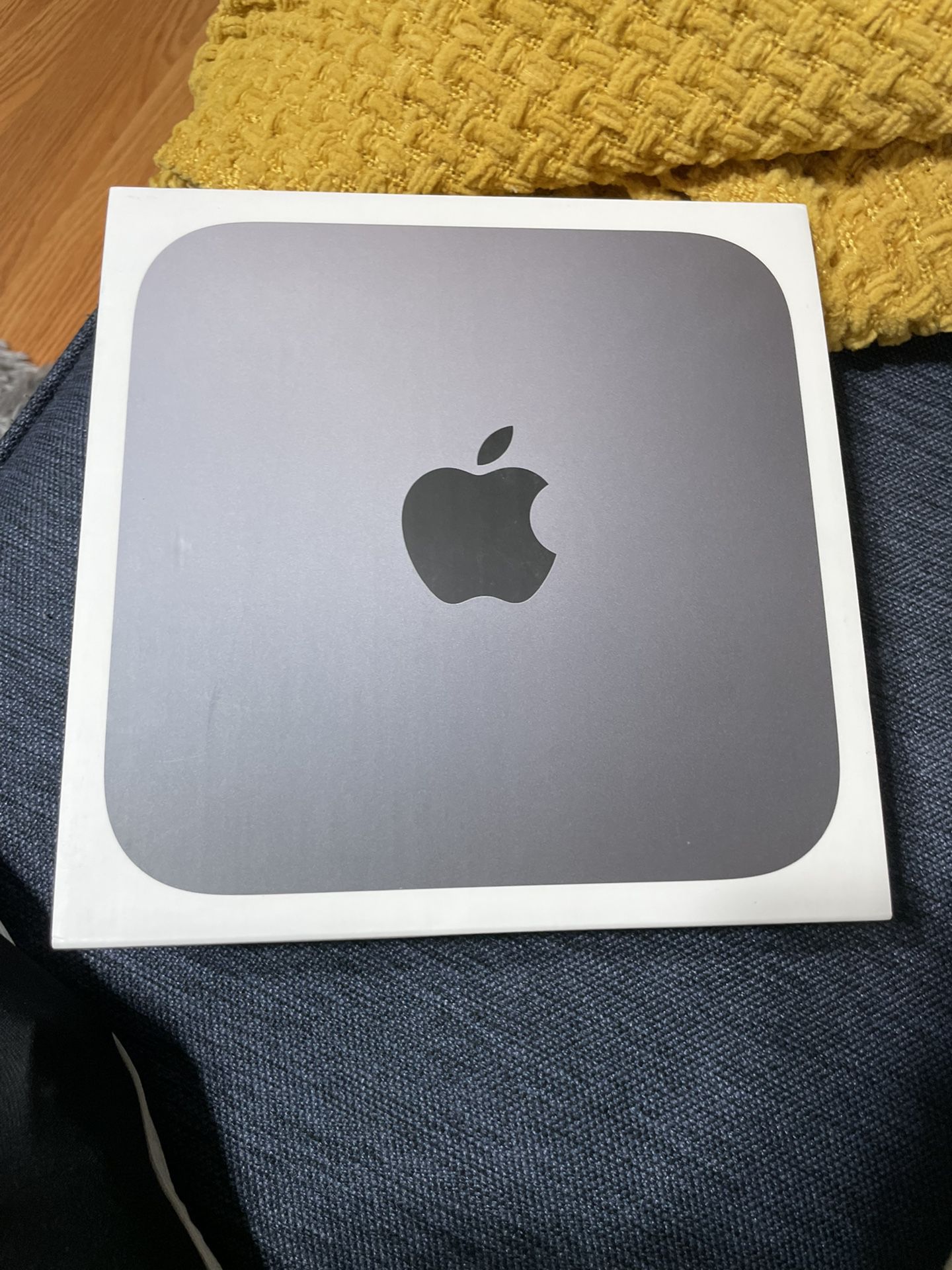 Apple Mac Mini 3.2GHz i7 Core 16GB RAM & 1TB SSD - 1 YEAR WARRANTY *NON NEGOTIABLE*
