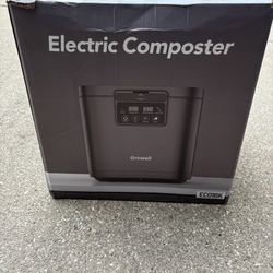 NEW- Odorless Self Cleaning 4L Electric Composter for Kitchen. Includes Carbon Filters