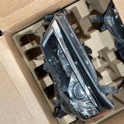 4Runner Headlights Pair 