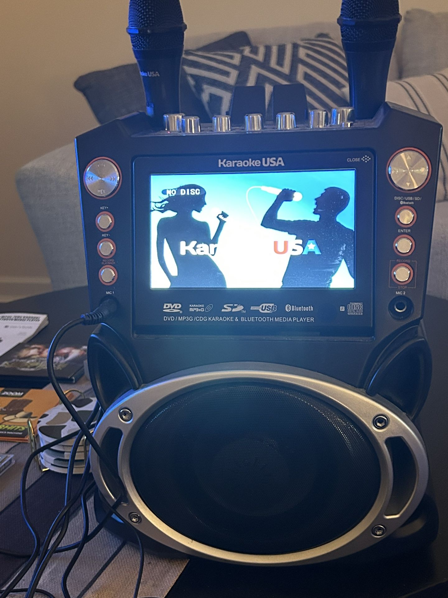 Karaoke Machine - Karaoke USA GF842