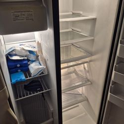 Side-by-Side Refrigerator with Ice Maker