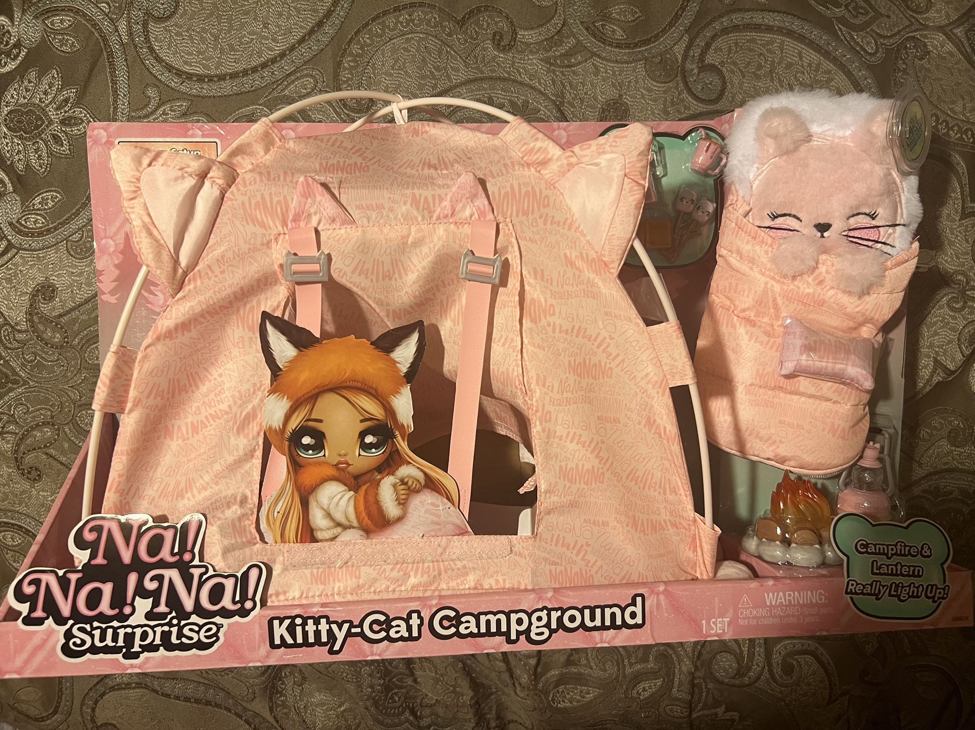 Na! Na! Na! Surprise Kitty Cat Campground With Doll Toy Tent